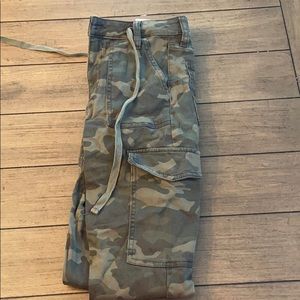 American Eagle Camo Jeans